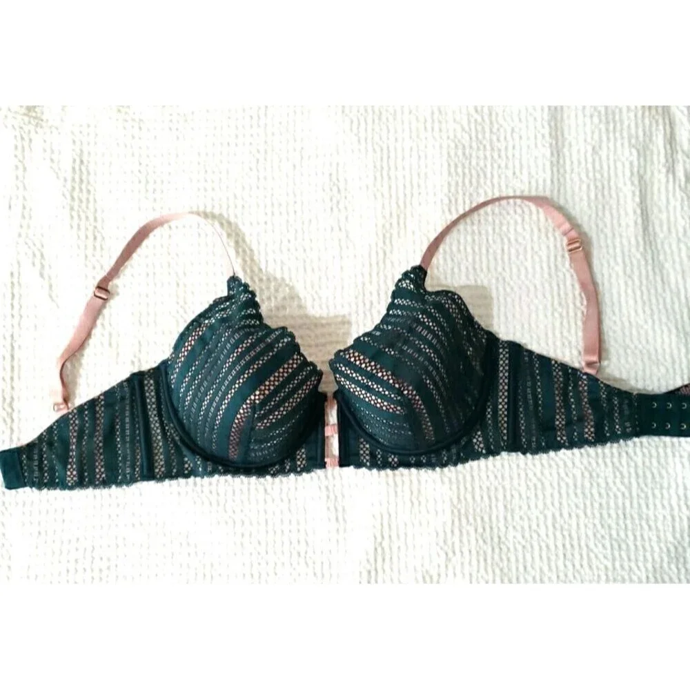 Victoria Secret Underwire Padded Plunge Bra Green Beige Lace Size 32DD